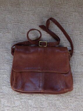 Vintage Leather Shoulder Bag Purse Crossbody Brown Victoria Leather Co